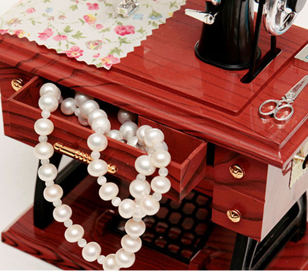 Retro Nostalgic Sewing Machine Music Box